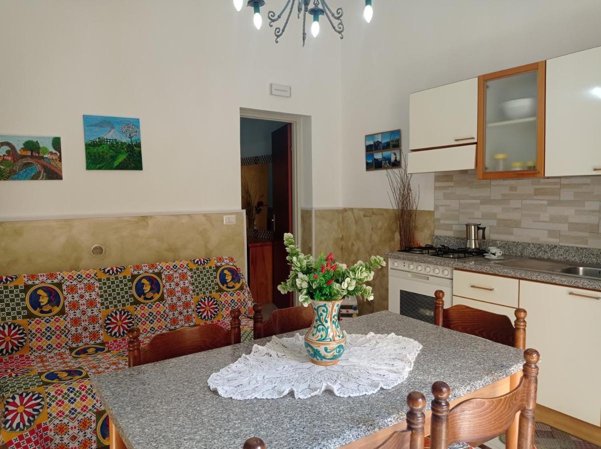 Mary Home - Casa Vacanza Taormina Exterior foto